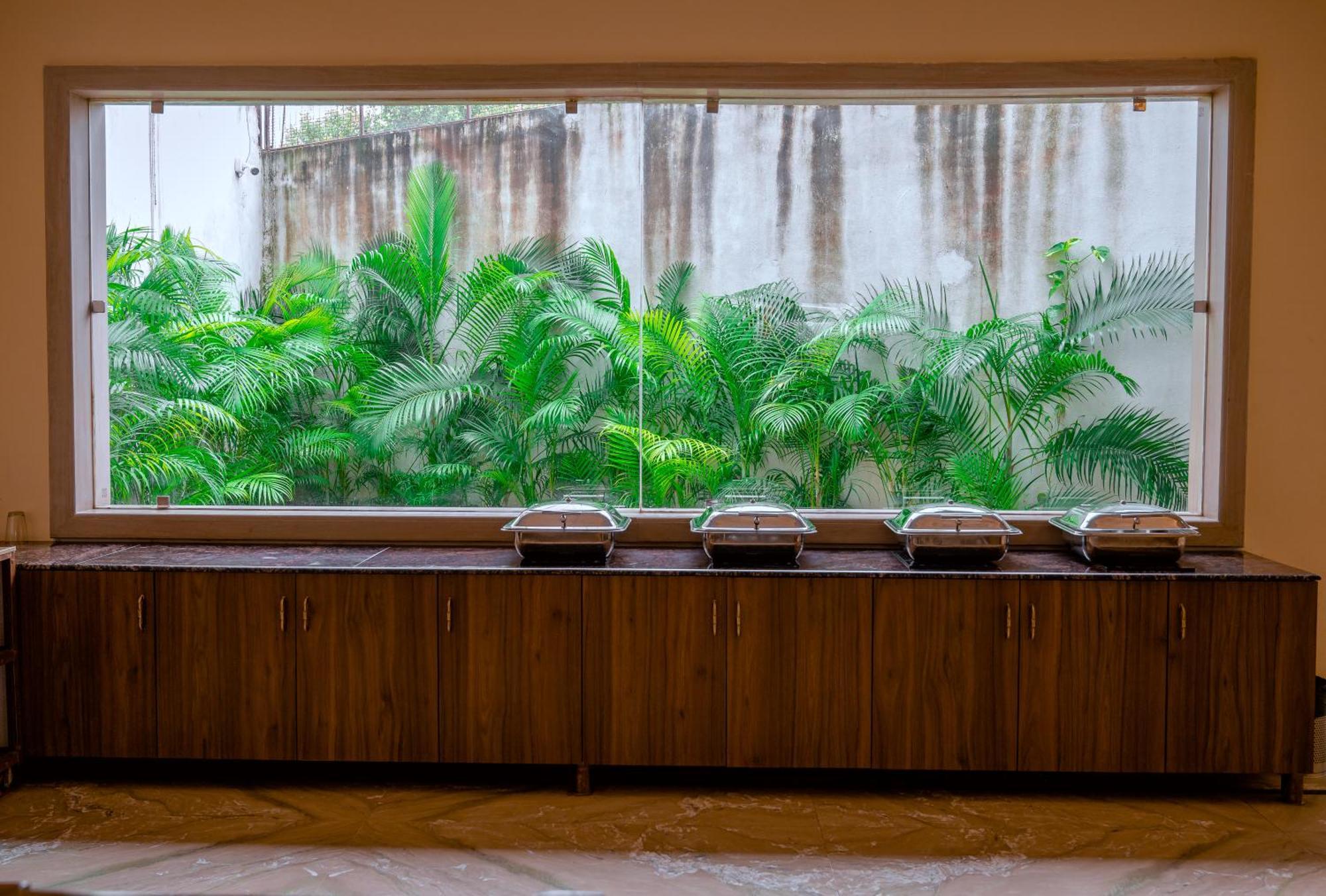 Amritara Ramila Kutir Hotel Ayodhya Kültér fotó