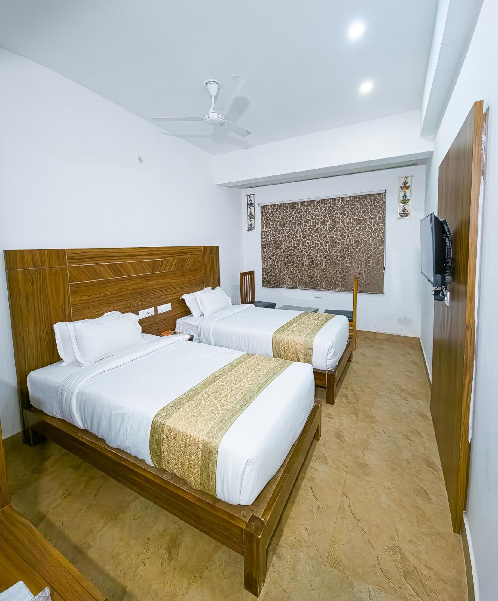 Amritara Ramila Kutir Hotel Ayodhya Kültér fotó